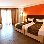 Sh Dolce Hotel 4*